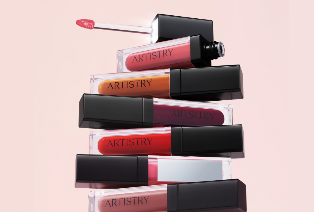 日本人の肌色に合わせ厳選した色展開